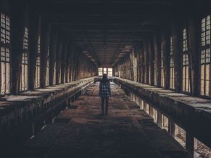 Preview wallpaper corridor, man, abandoned, room