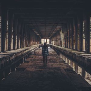 Preview wallpaper corridor, man, abandoned, room