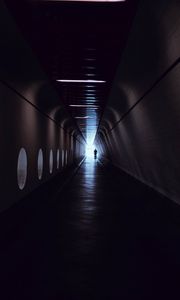 Preview wallpaper corridor, tunnel, dark, silhouette, light