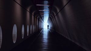 Preview wallpaper corridor, tunnel, dark, silhouette, light