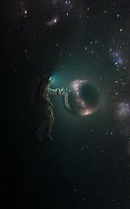 Preview wallpaper cosmonaut, astronaut, planet, blur, space