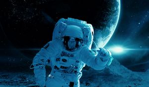 Preview wallpaper cosmonaut, astronaut, spacesuit, space