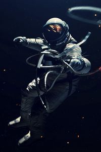 Preview wallpaper cosmonaut, astronaut, spacesuit, gravity, space