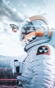 Preview wallpaper cosmonaut, spacesuit, butterfly, reflection, landscape, radioactive