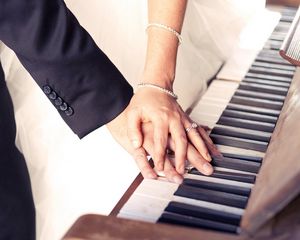 Preview wallpaper couple, hands, jewelry, wedding, piano, keys