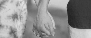 Preview wallpaper couple, hands, love, romance, black and white, bw