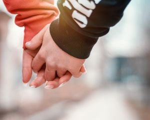 Preview wallpaper couple, hands, touch, tenderness, romance, love