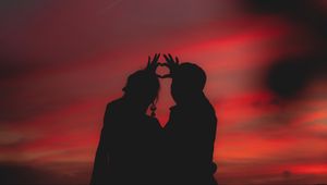 Preview wallpaper couple, heart, silhouettes, hands, love