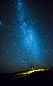 Preview wallpaper couple, hill, sky, stars, night, dark