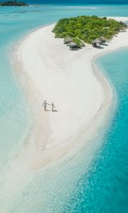 Preview wallpaper couple, island, aerial view, ocean, maldives, romance