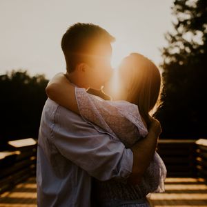 Preview wallpaper couple, kiss, love, tenderness, sunlight