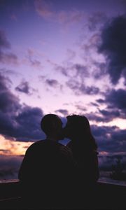 Preview wallpaper couple, kiss, love, sunset, dark