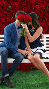 Preview wallpaper couple, kiss, love, roses, flowers