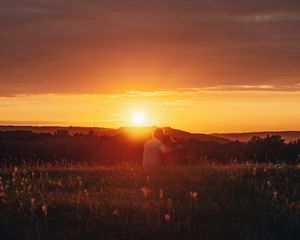 Preview wallpaper couple, love, sunset, solitude, tenderness
