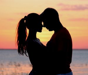 Preview wallpaper couple, love, sunset, hugs