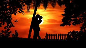 Preview wallpaper couple, silhouettes, hugs, romance, love, tropics