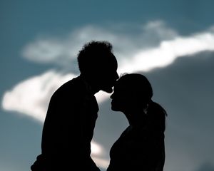 Preview wallpaper couple, silhouettes, kiss, love, dark