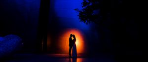 Preview wallpaper couple, silhouettes, love, romance, night