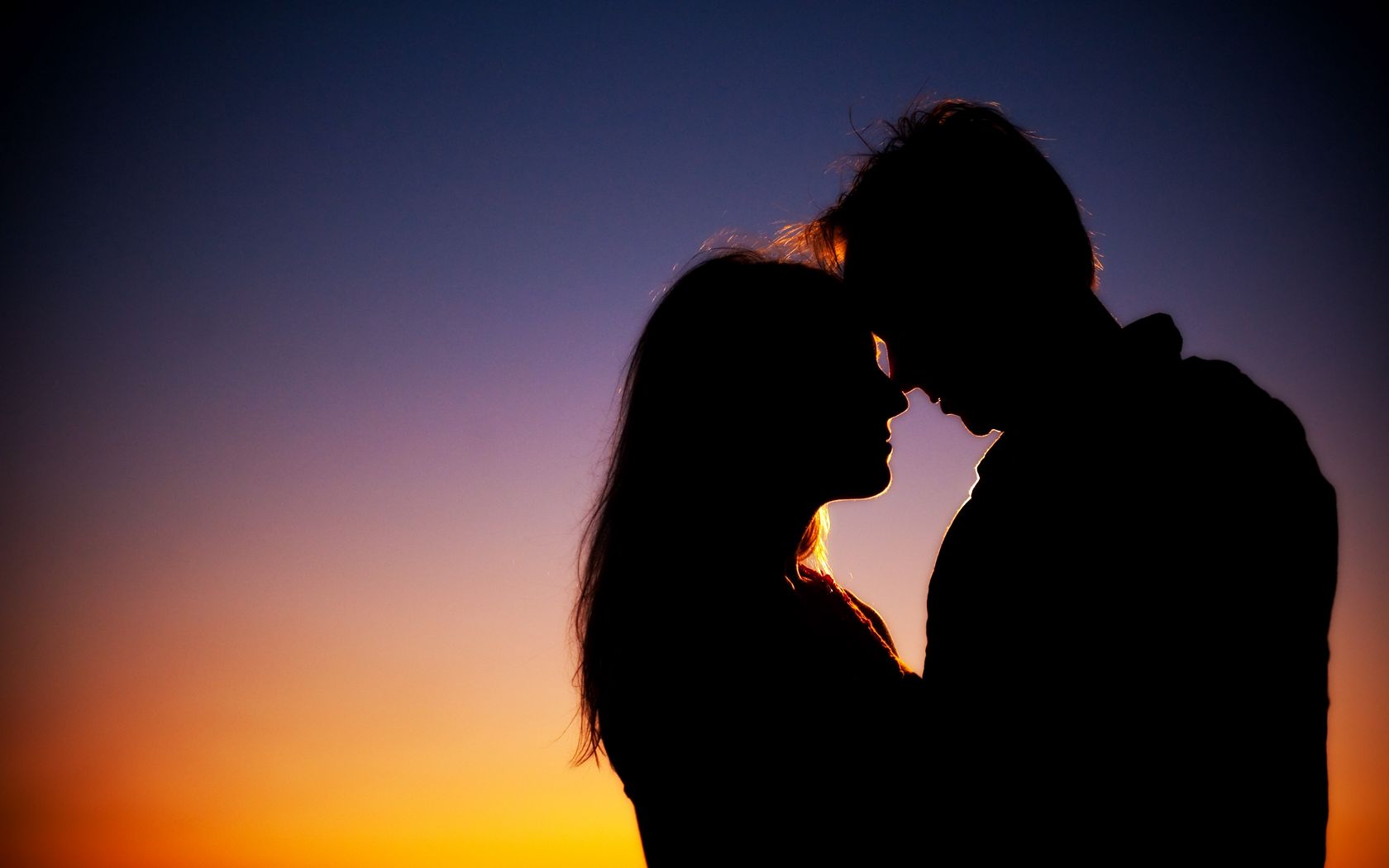 Download wallpaper 1680x1050 couple, silhouettes, love, night ...