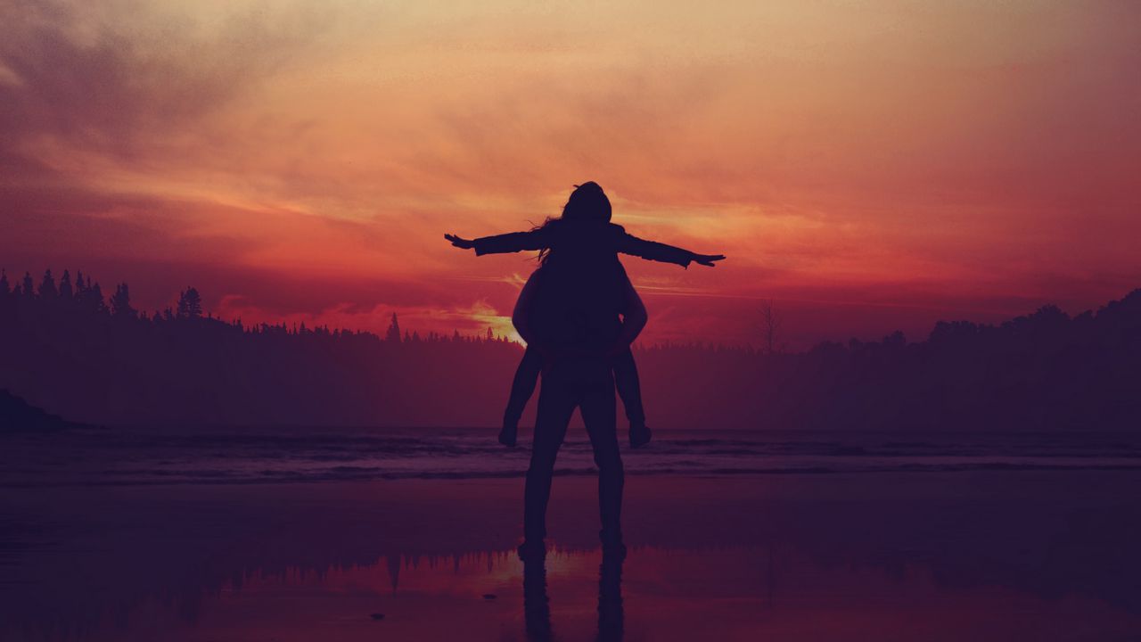 Wallpaper couple, sunset, love, silhouettes