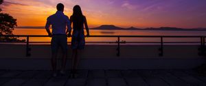 Preview wallpaper couple, sunset, sea, sky