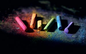Preview wallpaper crayons, colorful, paint, hobby