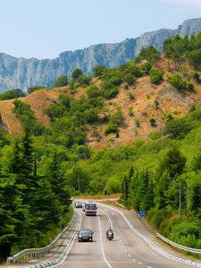 Preview wallpaper crimea, road, mountains, trees