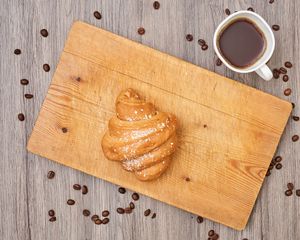 Preview wallpaper croissant, pastries, board, coffee, beans, breakfast, dessert