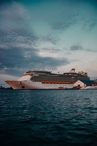 Preview wallpaper cruise ship, ship, sea, water