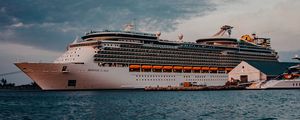 Preview wallpaper cruise ship, ship, sea, water