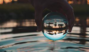 Preview wallpaper crystal ball, ball, hand, water