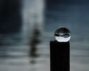 Preview wallpaper crystal ball, ball, sphere, reflection, focus