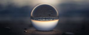 Preview wallpaper crystal ball, beach, reflection, illusion