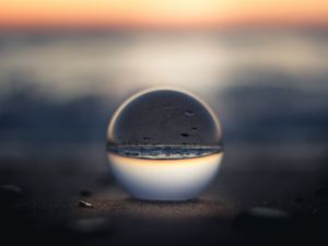 Preview wallpaper crystal ball, beach, reflection, illusion