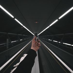 Preview wallpaper crystal, hand, tunnel, focus
