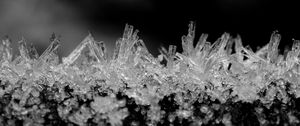 Preview wallpaper crystals, ice, macro, bw