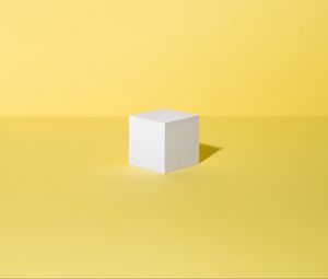 Preview wallpaper cube, figure, minimalism, yellow