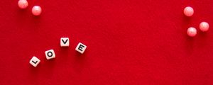 Preview wallpaper cubes, beads, love, word, red