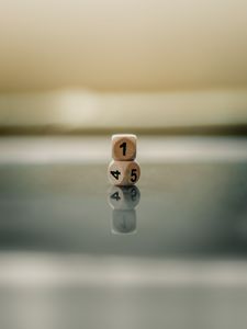 Preview wallpaper cubes, devils bones, reflection