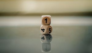 Preview wallpaper cubes, devils bones, reflection