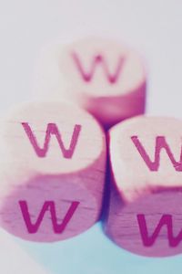 Preview wallpaper cubes, pink, playing