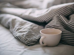 Preview wallpaper cup, bed, white, morning