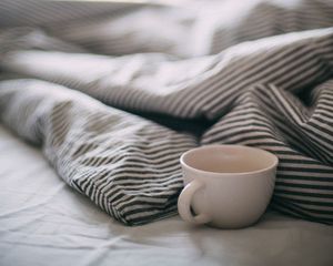 Preview wallpaper cup, bed, white, morning