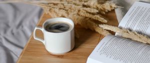 Preview wallpaper cup, book, garland