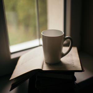 Preview wallpaper cup, book, reading, window