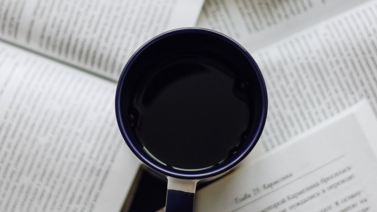 Wallpaper cup, coffee, books, text