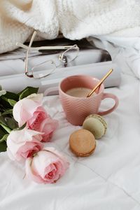 Preview wallpaper cup, coffee, cookies, flowers, roses, pink