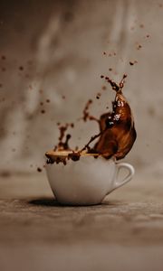 Preview wallpaper cup, coffee, drink, splashes, drops