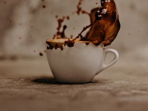 Preview wallpaper cup, coffee, drink, splashes, drops