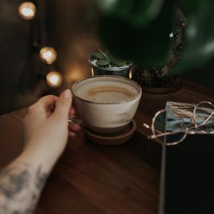 Preview wallpaper cup, coffee, foam, drink, hand